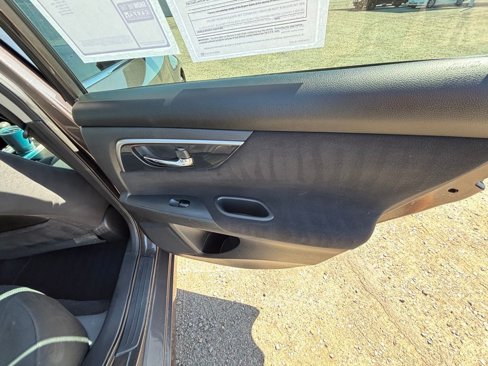 Used 2014 Nissan Altima 2.5 S w/ Sport Value Package image 33