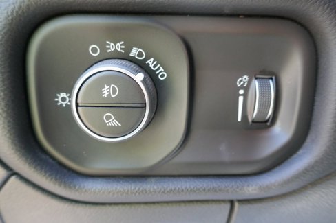 Used 2023 RAM 1500 Big Horn image 24