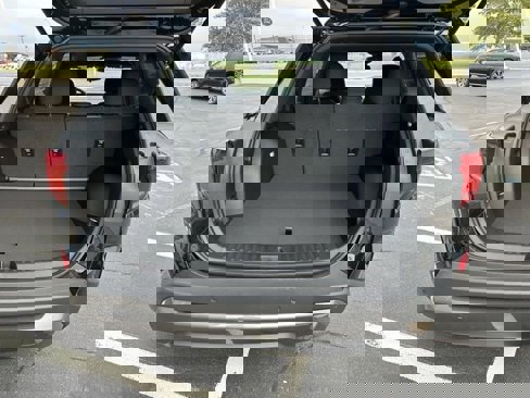 New 2026 GMC Terrain Elevation image 32