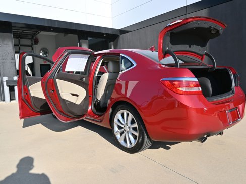 Used 2012 Buick Verano Convenience image 17