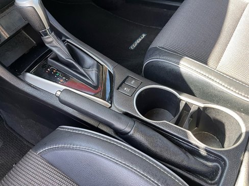 Used 2015 Toyota Corolla S image 13
