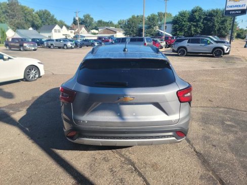 New 2025 Chevrolet Trax LT image 4