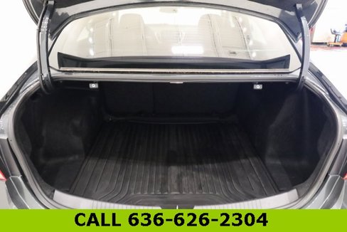 Used 2017 Chevrolet Malibu LT image 21