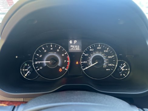 Used 2010 Subaru Outback 2.5i Limited w/ Protection Package 1A image 14