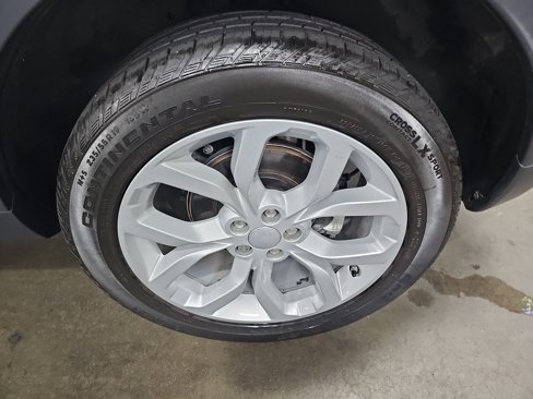 Used 2019 Land Rover Discovery Sport SE image 35