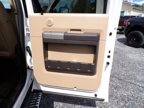 Used 2016 Ford F250 Lariat w/ Lariat Ultimate Package image 27