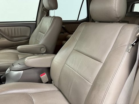 Used 2006 Toyota Sequoia Limited image 9