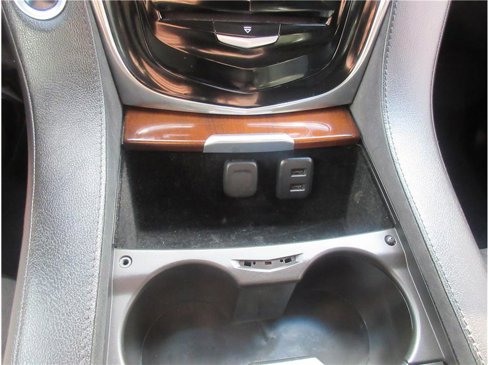 Used 2017 Cadillac Escalade Luxury image 18