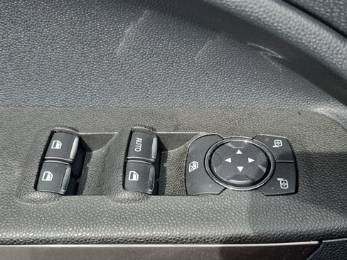 Used 2019 Ford EcoSport SE image 26