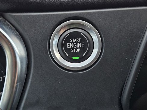 Used 2022 Chevrolet Blazer LT image 25