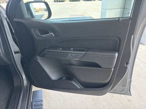 Used 2021 GMC Canyon AT4 image 32