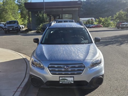 Used 2017 Subaru Outback 2.5i image 3
