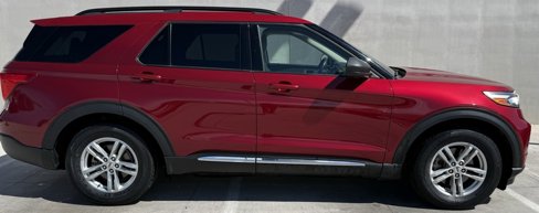 Used 2020 Ford Explorer XLT w/ Equipment Group 202A image 3