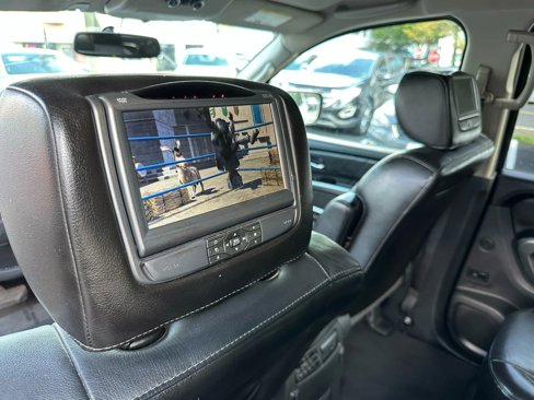 Used 2015 Nissan Armada Platinum w/ 2nd Row Captain Seat Package image 25