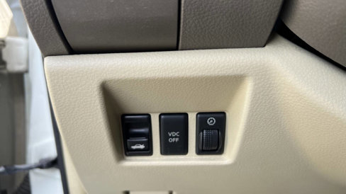 Used 2005 INFINITI G35 Coupe w/ (P01) Premium Pkg image 16