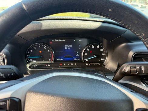Used 2022 Ford Explorer XLT w/ Equipment Group 202A image 26