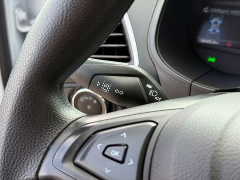Used 2024 Ford Edge SEL image 32