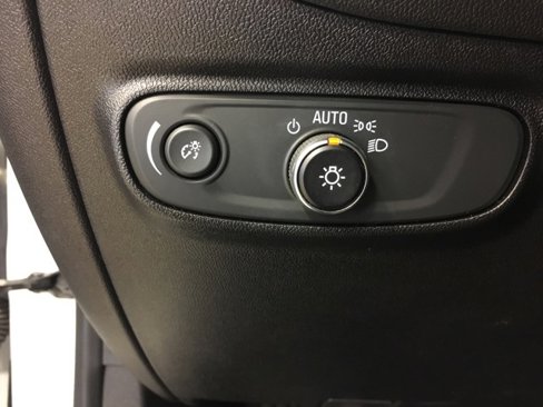 Used 2019 Chevrolet Equinox LT image 29