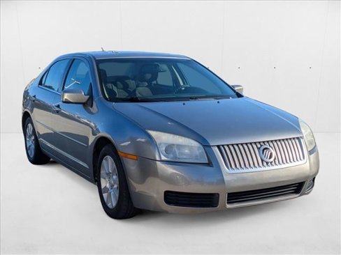 Used 2009 Mercury Milan image 3