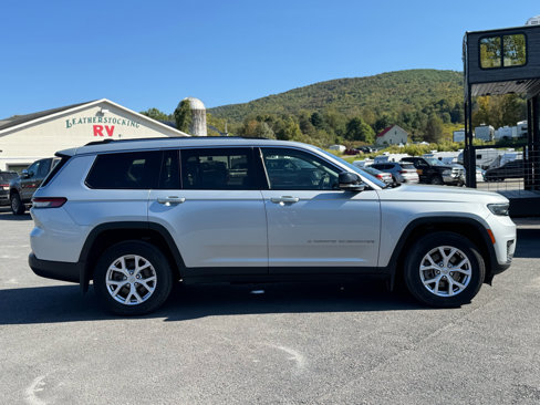 Used 2021 Jeep Grand Cherokee L Limited w/ MOPAR Finishing Package image 4
