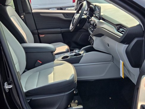 Used 2024 Ford Escape Active image 6