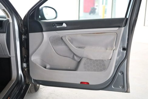 Used 2009 Volkswagen Jetta S image 18