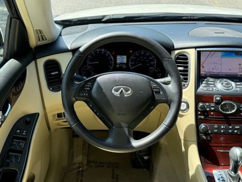 Used 2016 INFINITI QX50 AWD image 7