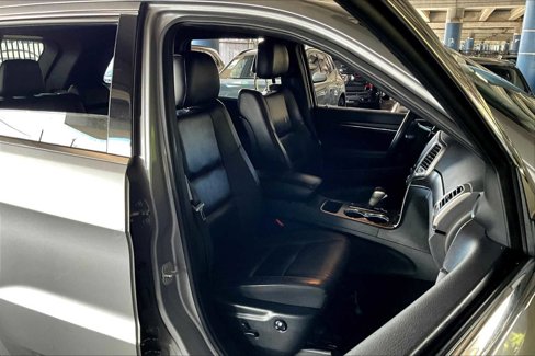 Used 2018 Jeep Grand Cherokee Limited image 8