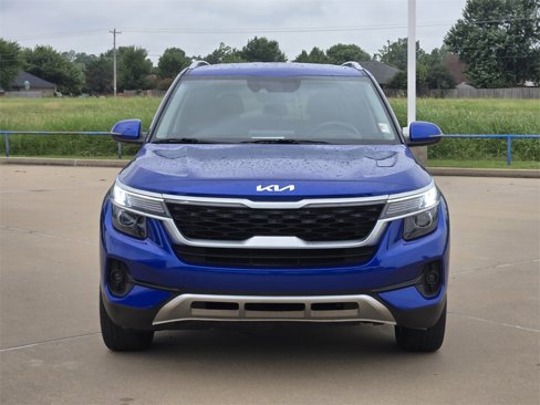 Used 2023 Kia Seltos S w/ Navigation Package image 2