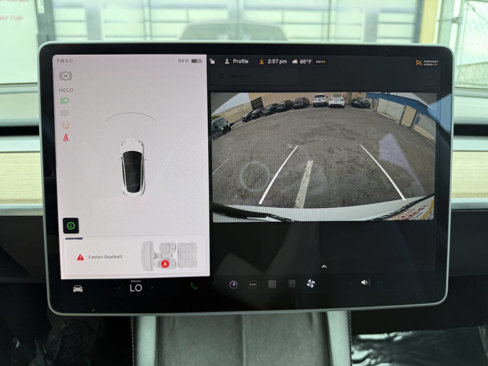 Used 2021 Tesla Model 3 Standard Range Plus image 11