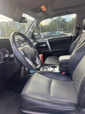 Used 2016 Toyota 4Runner SR5 Premium image 3