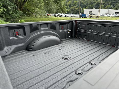 New 2025 Ford F350 XLT w/ Black Appearance Package image 17