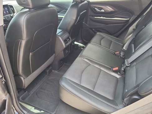 Used 2024 GMC Terrain SLT w/ Infotainment Package II image 22