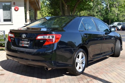 Used 2013 Toyota Camry SE image 11