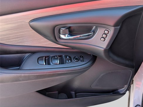 Used 2018 Nissan Murano Platinum image 21
