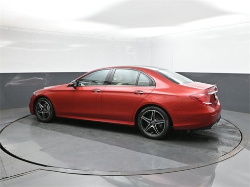 Certified 2018 Mercedes-Benz E 300 image 5