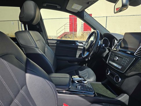 Used 2019 Mercedes-Benz GLS 450 4MATIC image 10