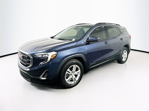 Used 2018 GMC Terrain SLE w/ Driver Convenience Package image 3