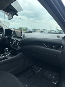 Used 2023 Nissan Sentra SV w/ Trunk Package image 19