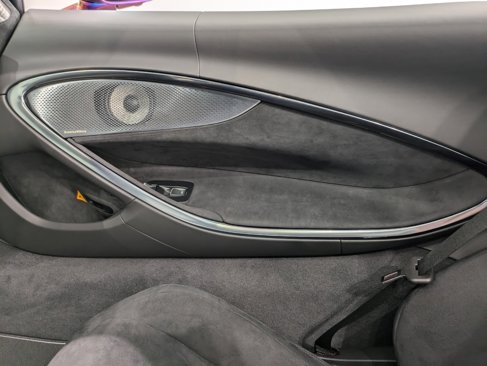 New 2025 McLaren Artura Spider image 18