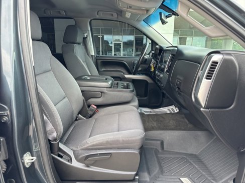Used 2017 Chevrolet Silverado 1500 LT w/ All Star Edition image 35