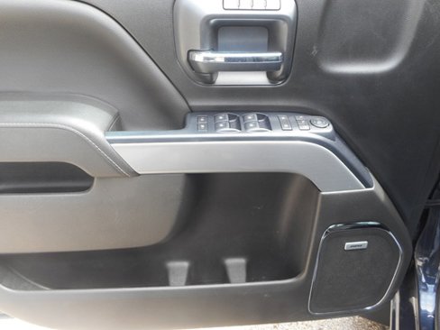 Used 2018 Chevrolet Silverado 1500 LTZ Z71 w/ Centennial Edition image 11