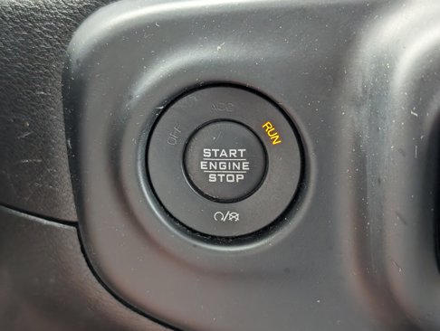Used 2020 Jeep Wrangler Unlimited Sahara image 16