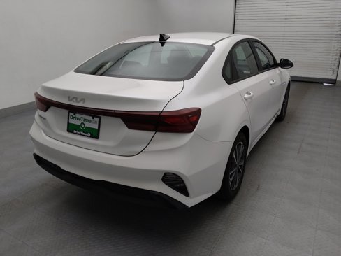 Used 2023 Kia Forte LXS image 7