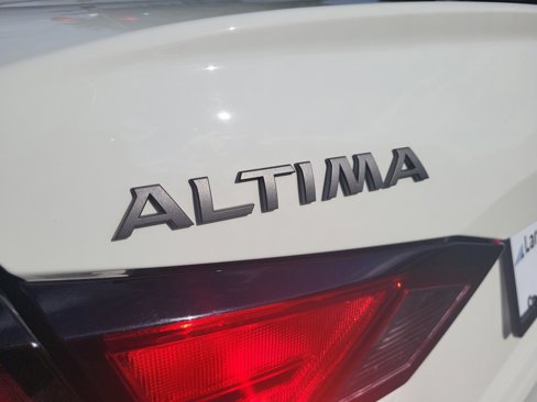 Used 2024 Nissan Altima 2.5 S image 24