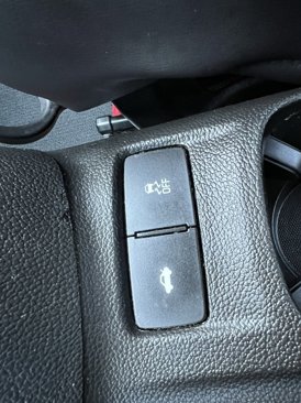 Used 2020 Chevrolet Sonic Premier w/ RS Package image 39