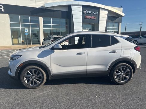 Certified 2022 Buick Encore GX Essence w/ Experience Buick Package image 2