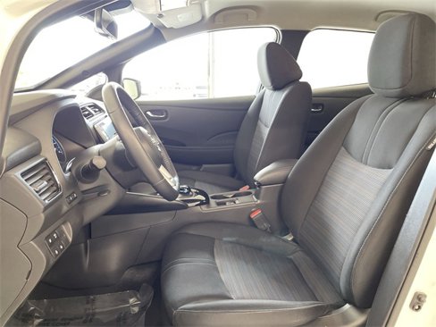 Certified 2024 Nissan Leaf SV Plus image 19