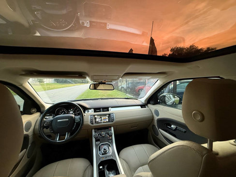Used 2016 Land Rover Range Rover Evoque SE Premium image 34