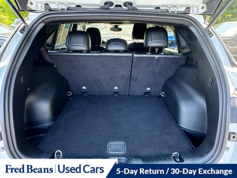 Used 2024 Jeep Compass Limited image 25